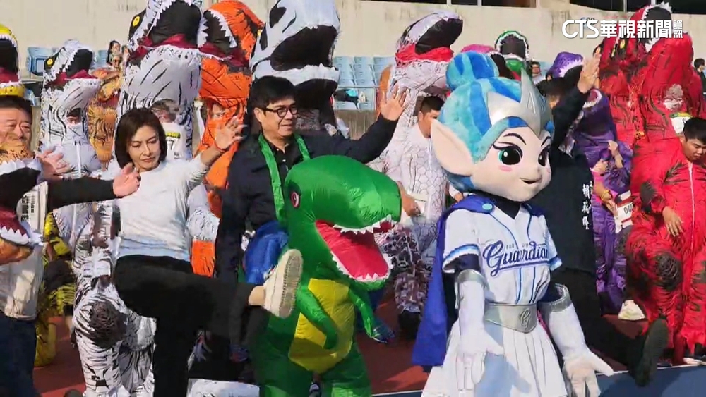 陳其邁趣味賽「交棒」給邱議瑩？　市長初選4人各有解讀