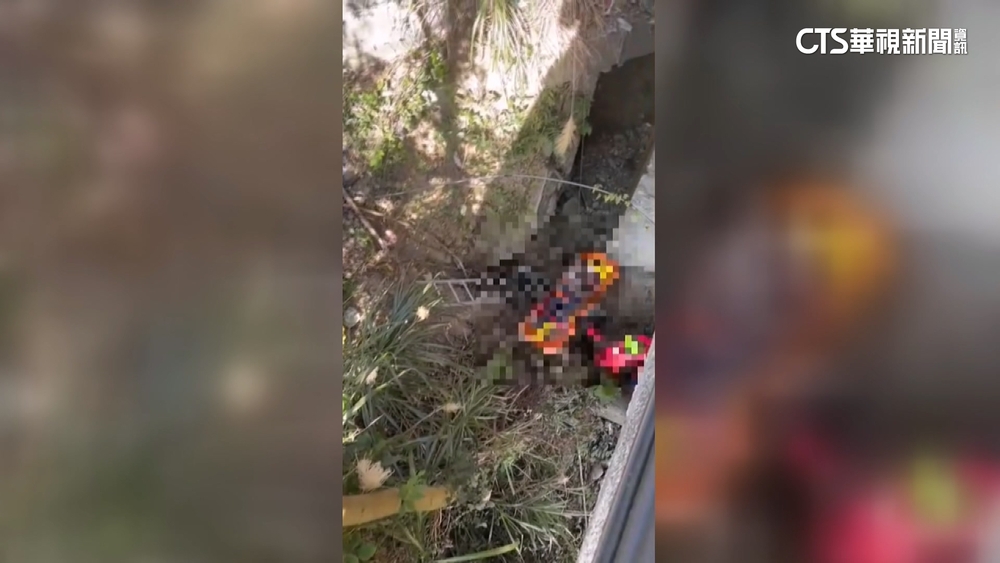 疑自撞護欄跌落3層樓高橋下　73歲騎士傷重不治