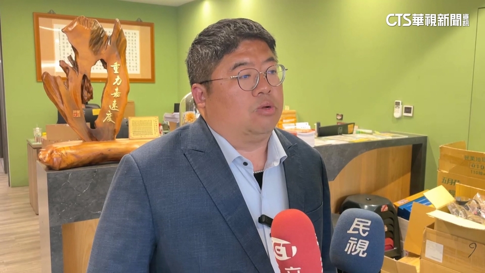 綠嘉縣長初選民調出爐　蔡易餘近65％支持度勝出