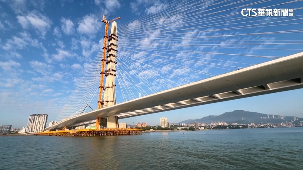 揭密！　淡江大橋5月通車　瀝青降腐蝕性.耐7級強震
