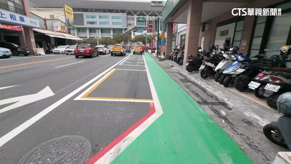 左營站前「五色標線」霧煞煞　交通局：增設人行道非新制
