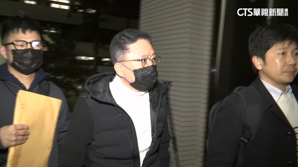 疑涉內線交易　「西門町地王」吳振隆百萬交保