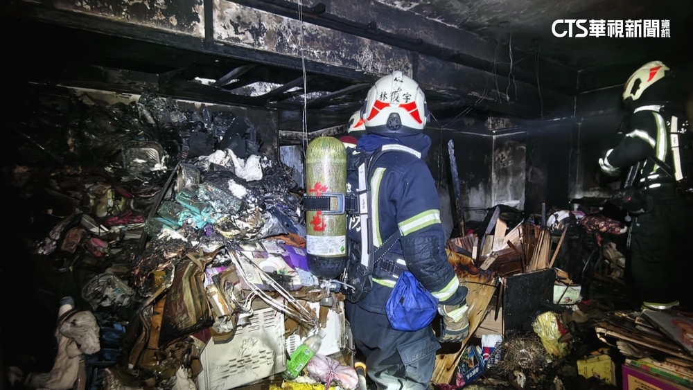 惡火奪命！起火點家中雜物堆到天花板　里長：堆疊太多