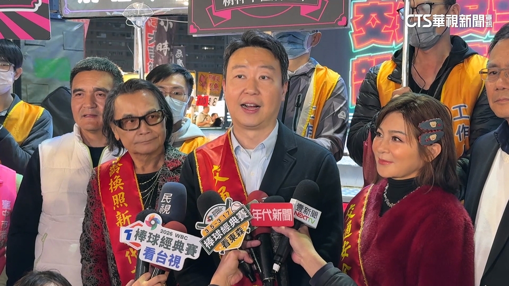 陳世凱台中宣導交通安全　逛夜市.講台語親切沒距離