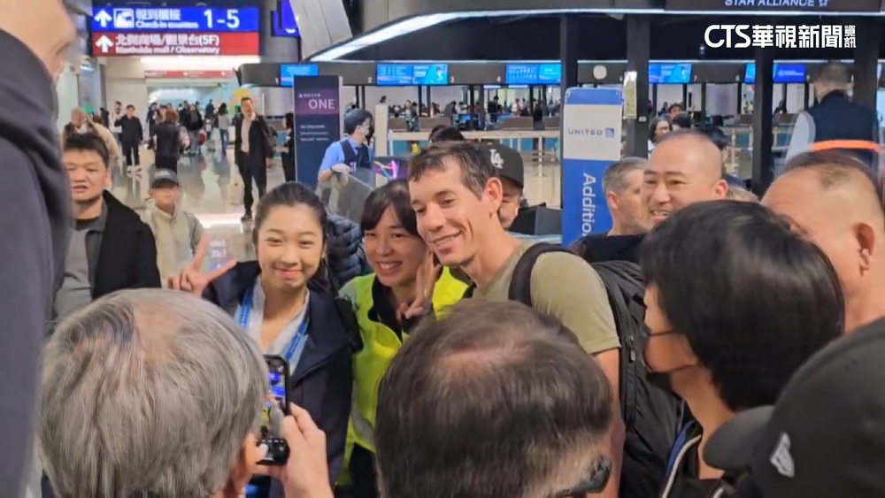 91分鐘攻頂寫下傳奇！　Alex返美曝「攀101最難處」