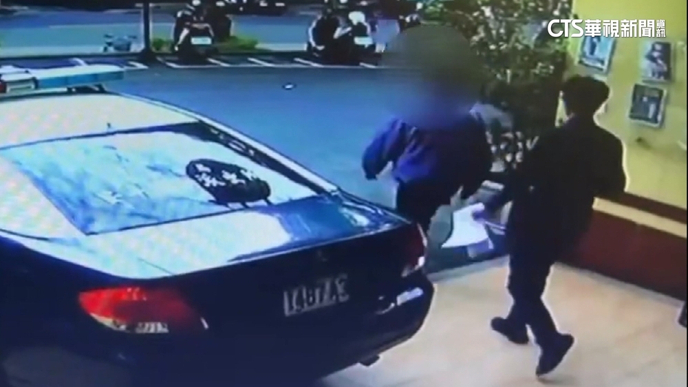 擔心遭攻擊在台64丟包學霸　運將恐涉「遺棄致死罪」