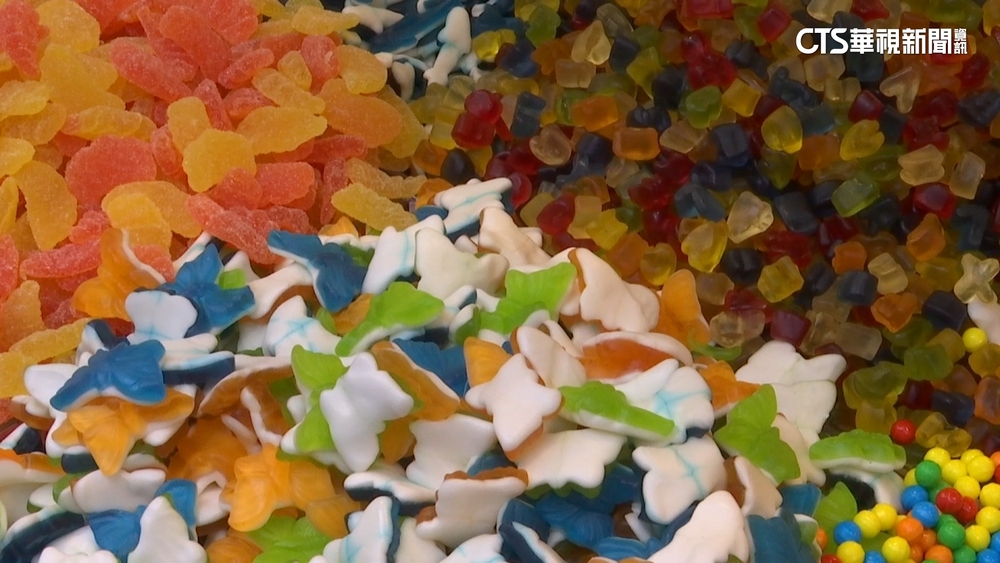 過年避「雷零食」？　冬瓜軟糖.生仁.金幣巧克力上榜